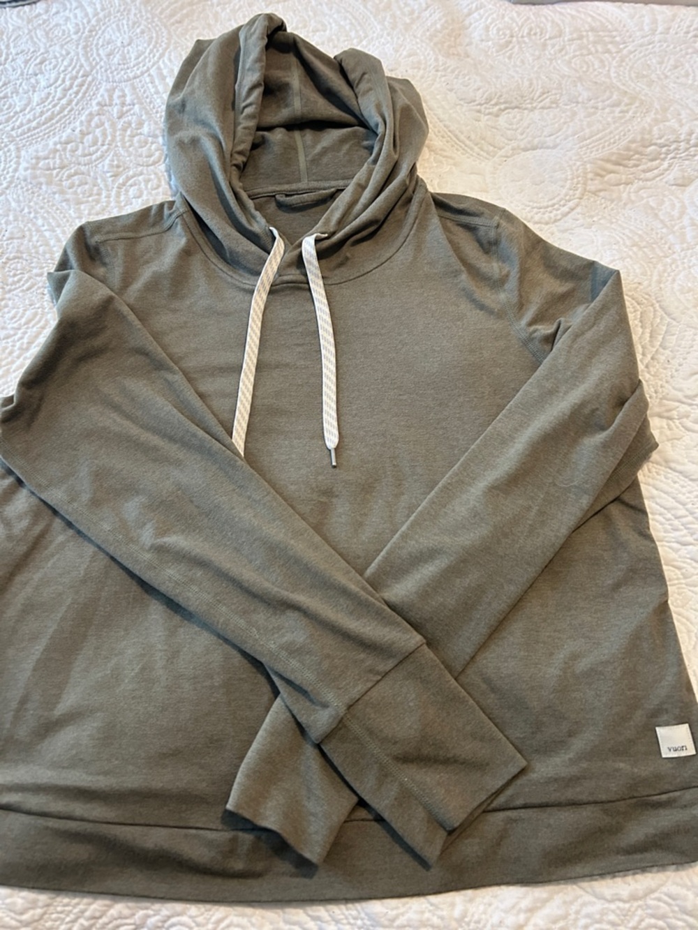 Vuori Women's Olive Green Lightweight Hooded Pullover Sweatshirt - Picture 3 of 12